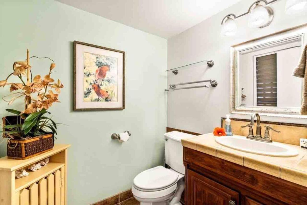 Family Friendly Kailua Bay View Ac Free Parking Walk To Kailua Village Eksteriør billede
