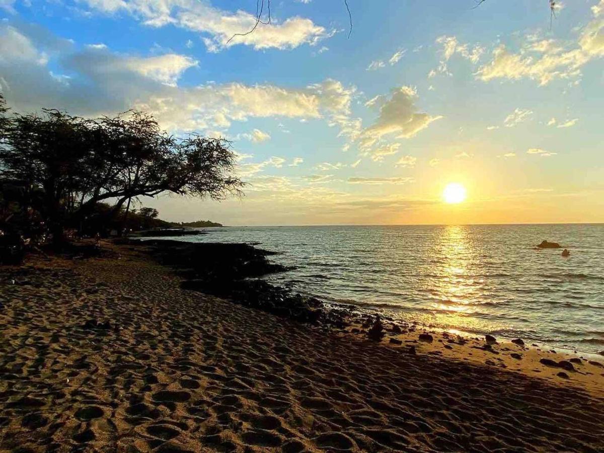 Family Friendly Kailua Bay View Ac Free Parking Walk To Kailua Village Eksteriør billede