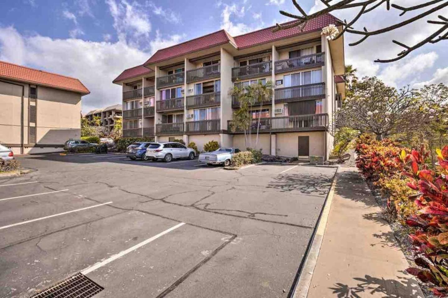Family Friendly Kailua Bay View Ac Free Parking Walk To Kailua Village Eksteriør billede